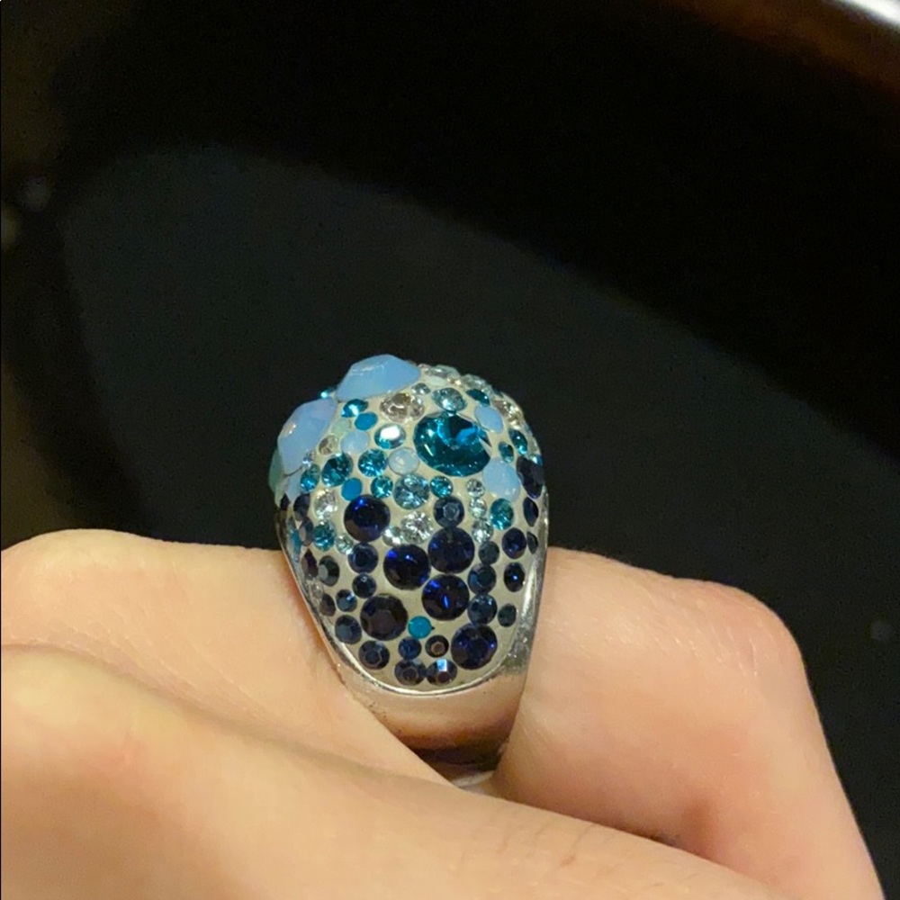 Ring - Picture 4 of 5